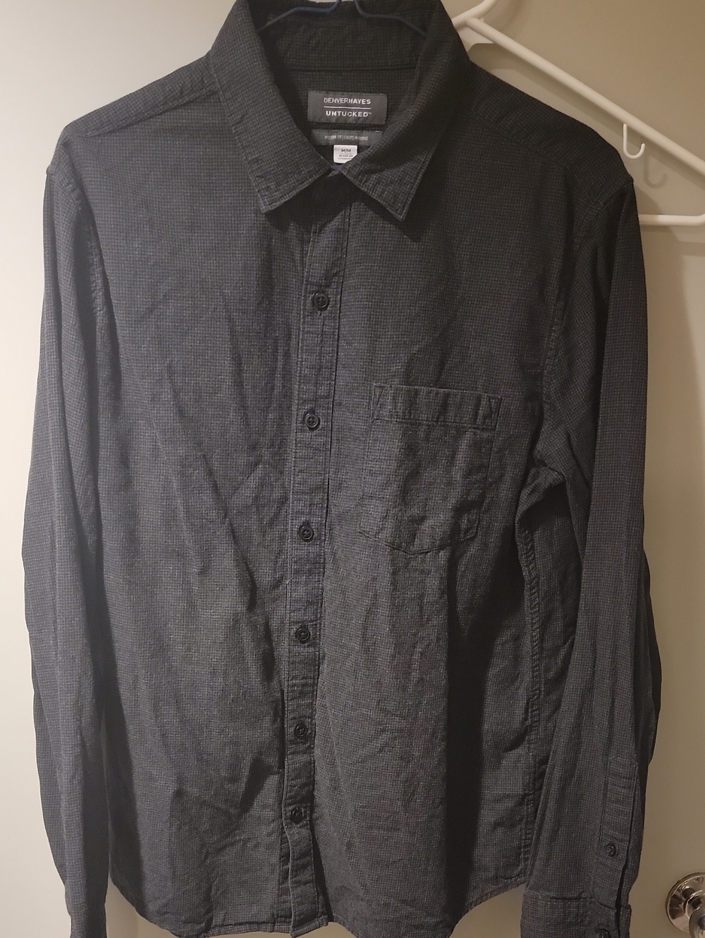 ⭐️ Denver Hayes Men's Button-Down Shirt in Charcoal Black